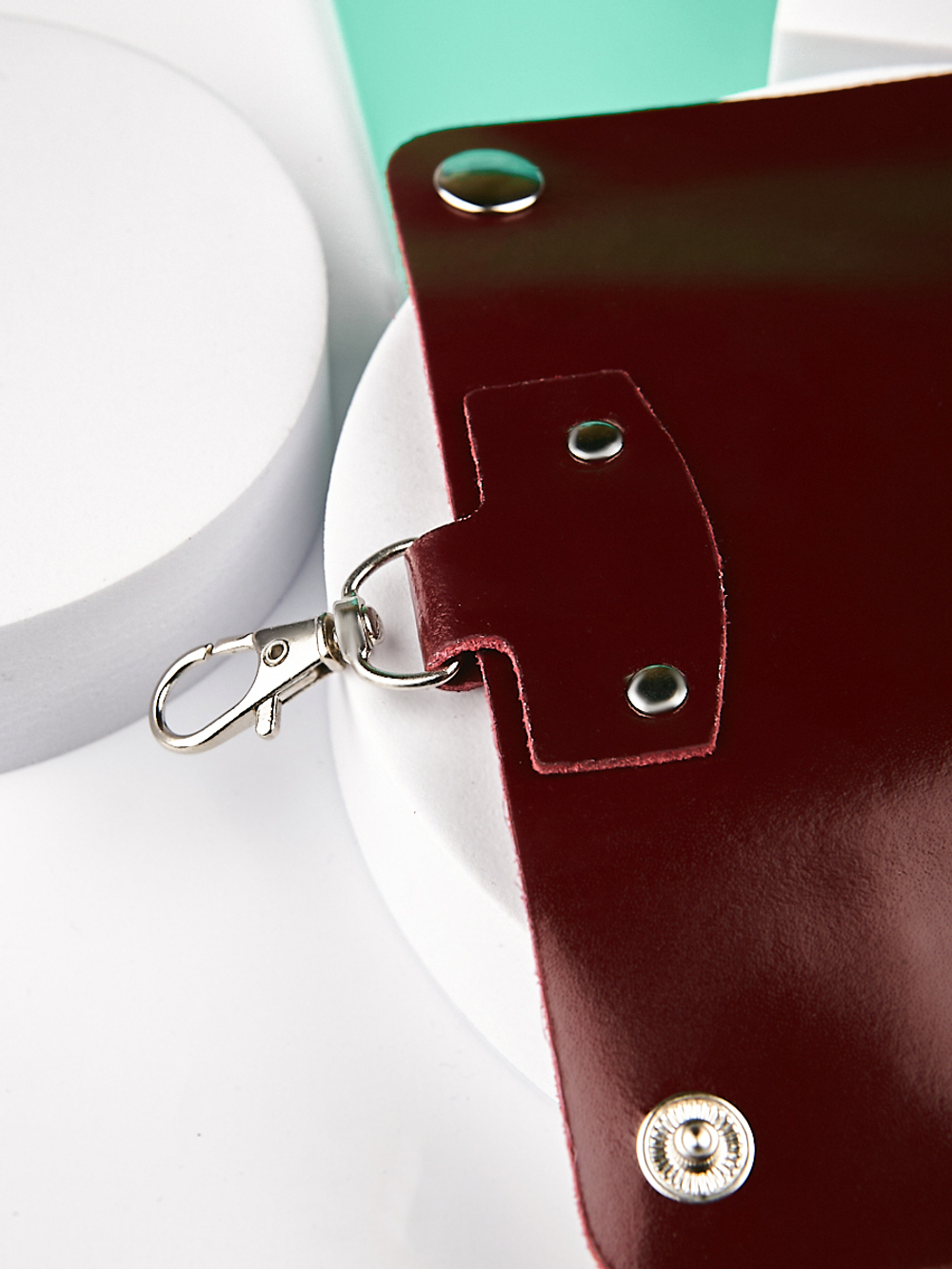 Ключница кожаная