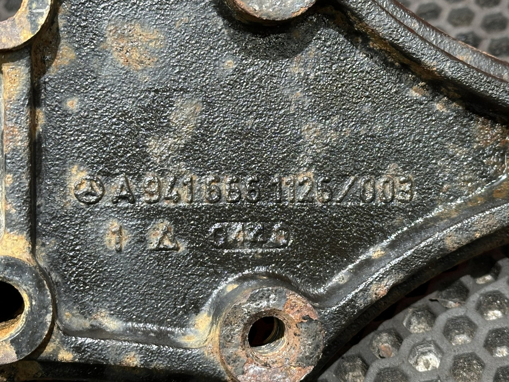 Кронштейн подножки