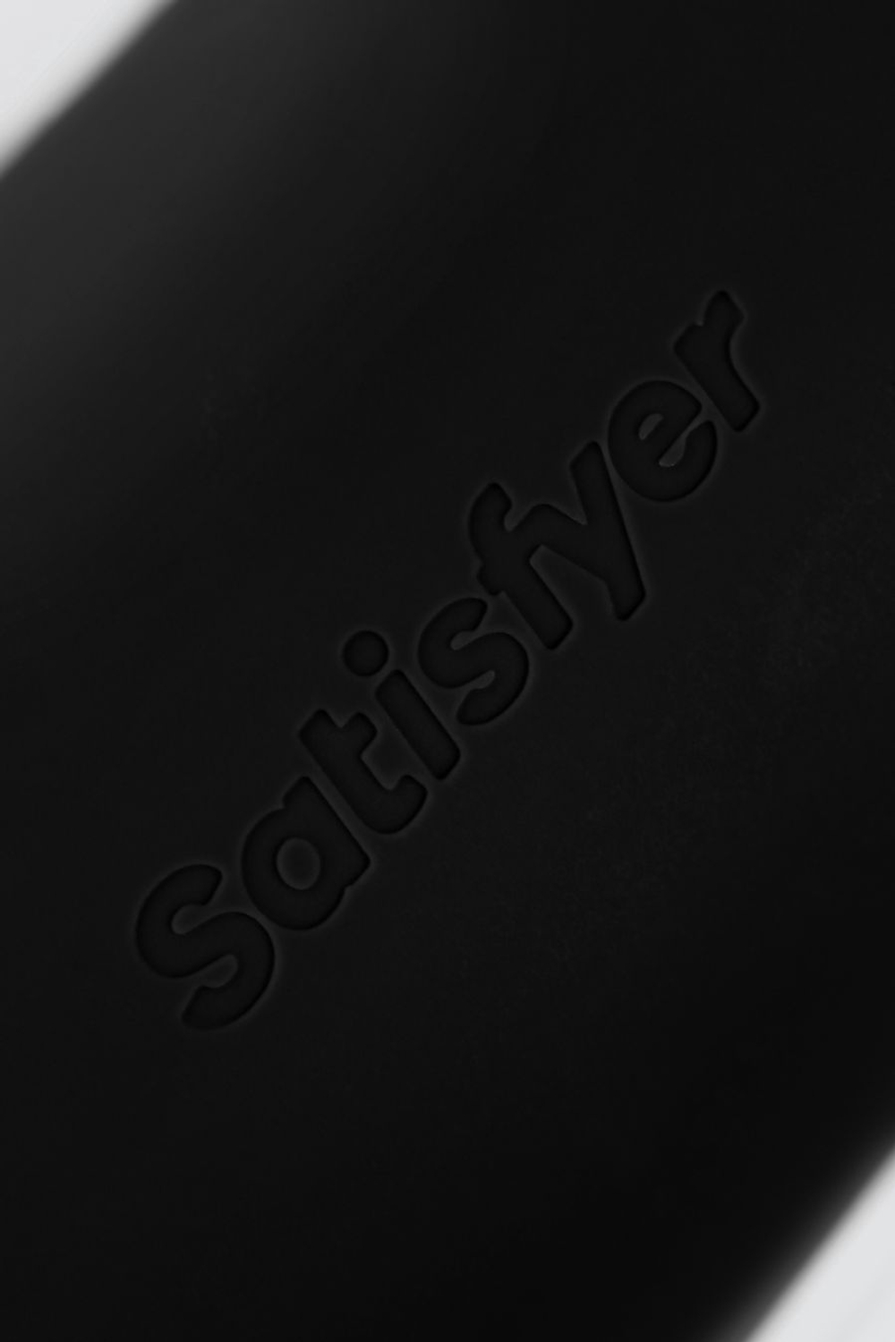 Нереалистичный вибратор Satisfyer Woman Wand