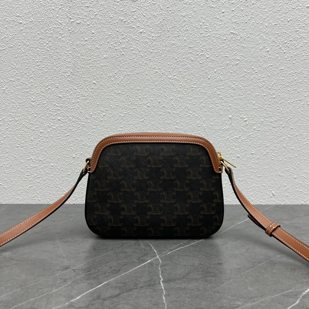 Celine Triomphe 20 cm