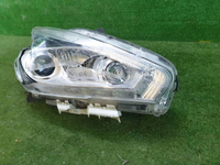 Битая Фара правая Nissan Murano Z52 (14-22) LED