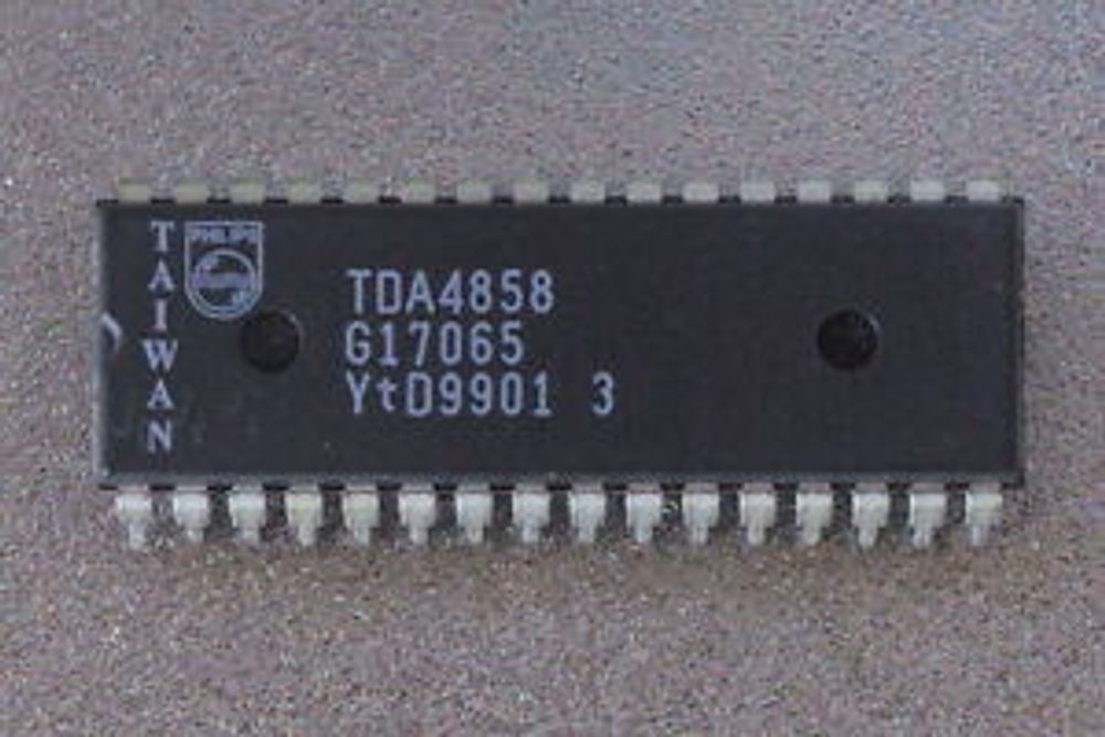 TDA4858(sdip32)