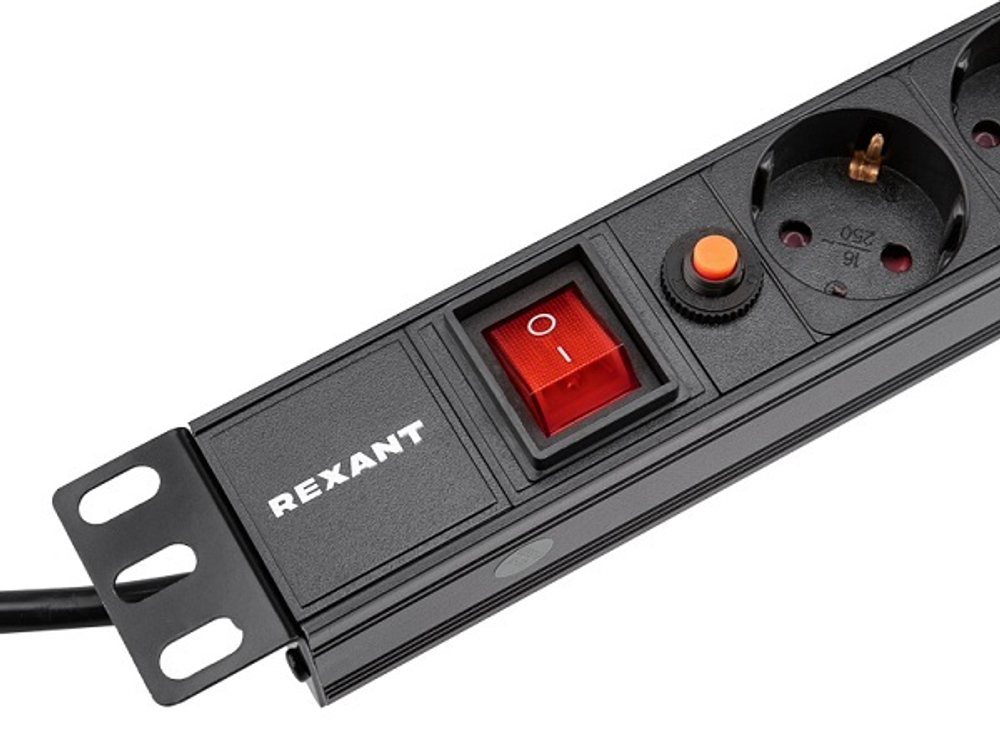 Блок розеток  Rexant 04-0102-1