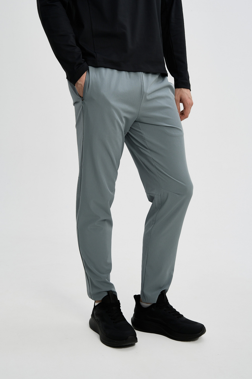 Брюки текстильные ANTA RUNNING Woven Track Pants