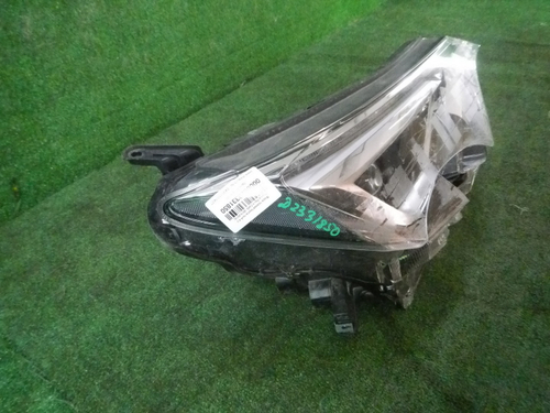 Битая Фара правая Toyota RAV4 4 CA40 (2015-2019) LED