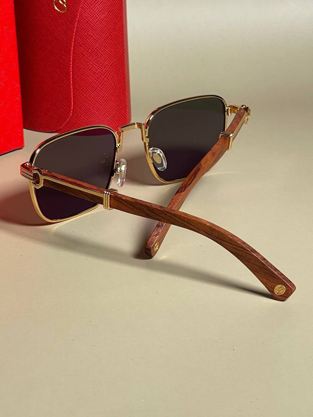 Солнцезащитные очки Cartier