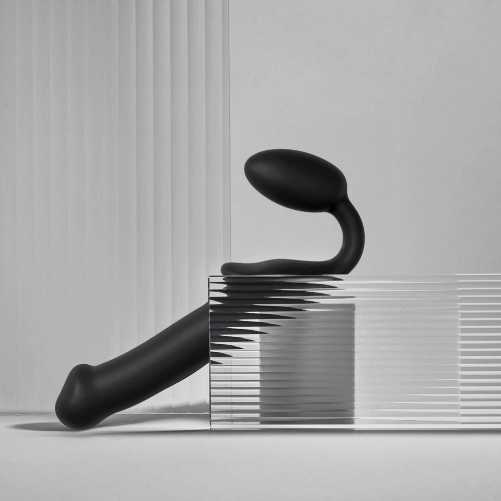 Strap-on-me Semi-Realistic - Гибкий страпон, M