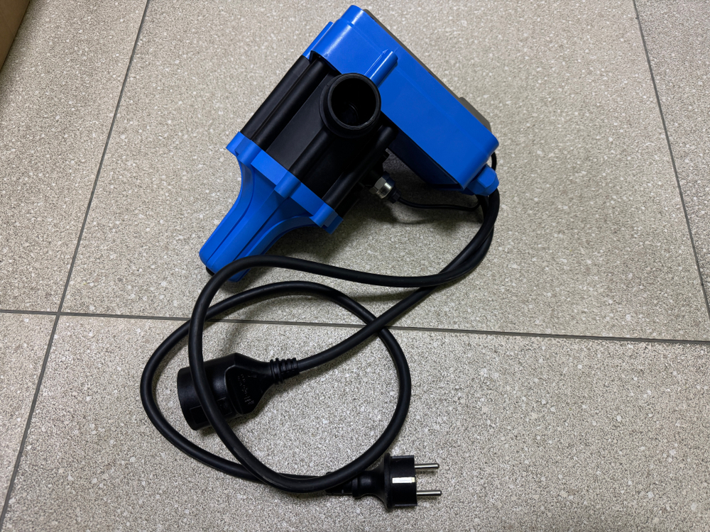 Устройство автоматизации и управления электродвигателями водяных насосов (насосная автоматика) "Vodotok" модель ЭДД-2Р-3кВт (8шт в кор.)