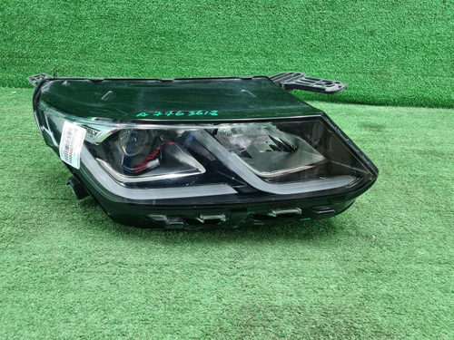 Битая Фара правая Geely Coolray (2019-2024) LED