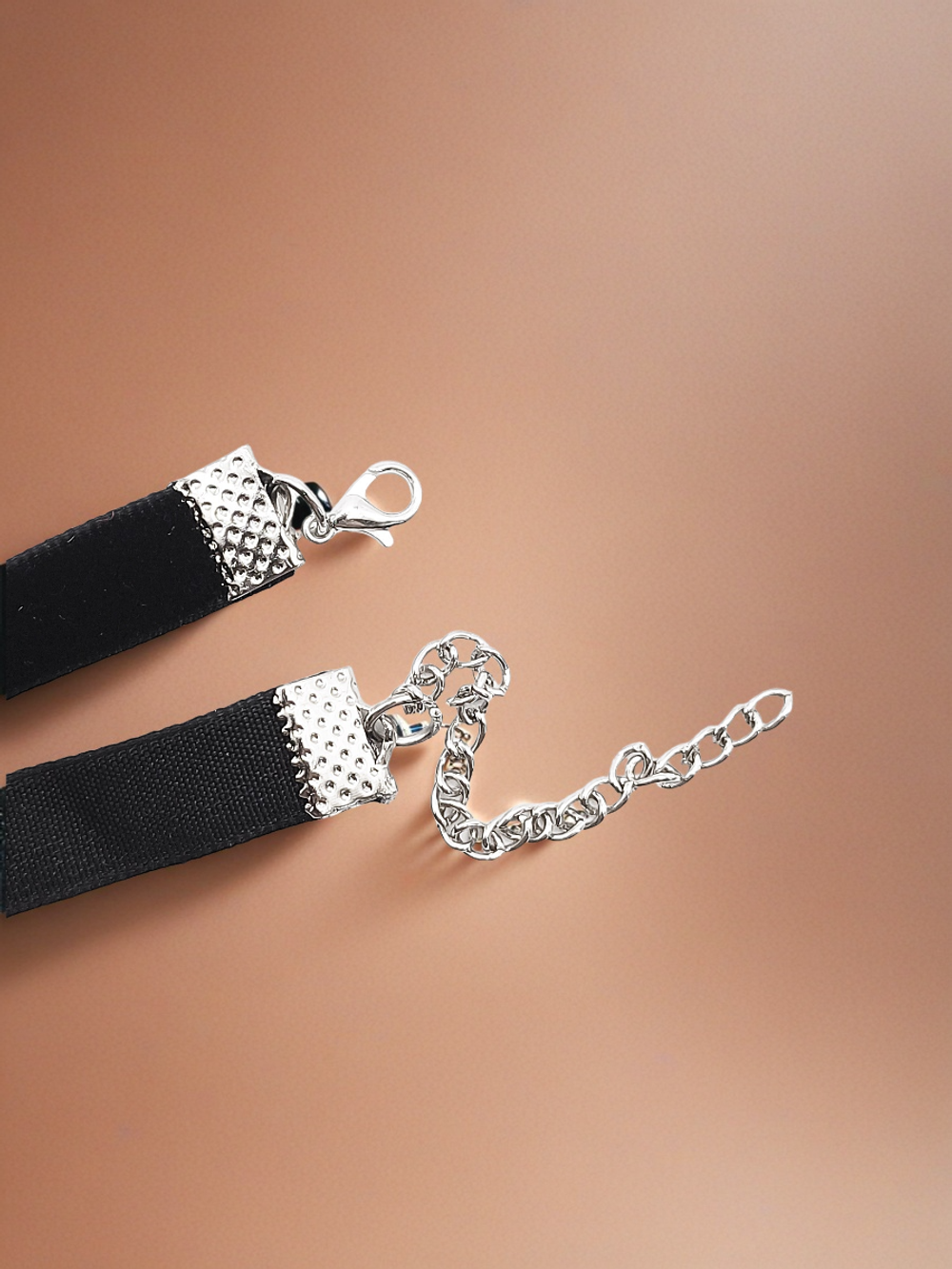 Чокер 1 см с круглой подвеской с кристаллами