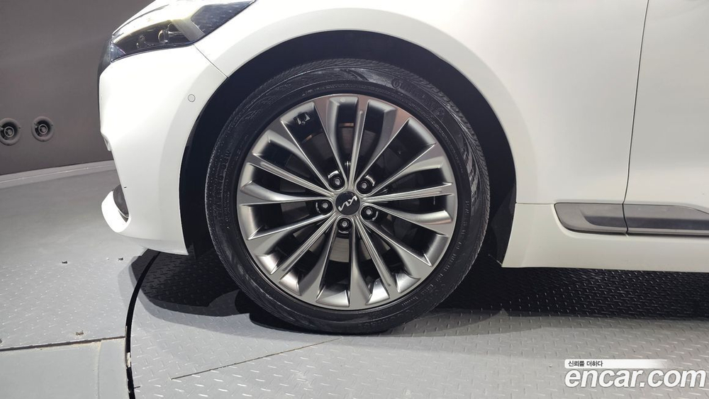 Kia The New K9 (Quoris/K900) 2 Generation 3.8 GDI AWD (03.2022)