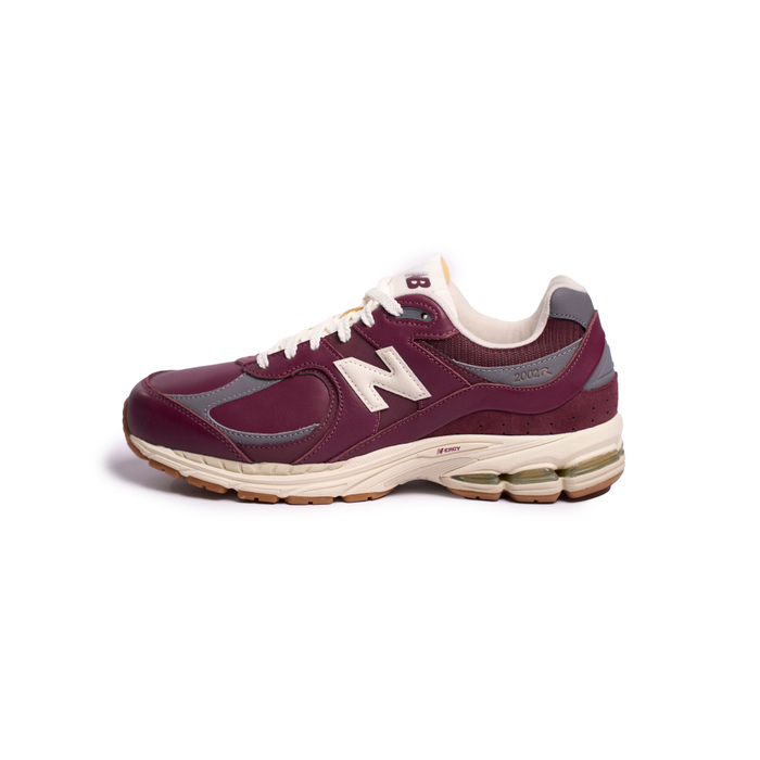 New Balance 2002R Vintage Leather Pack "Burgundy"