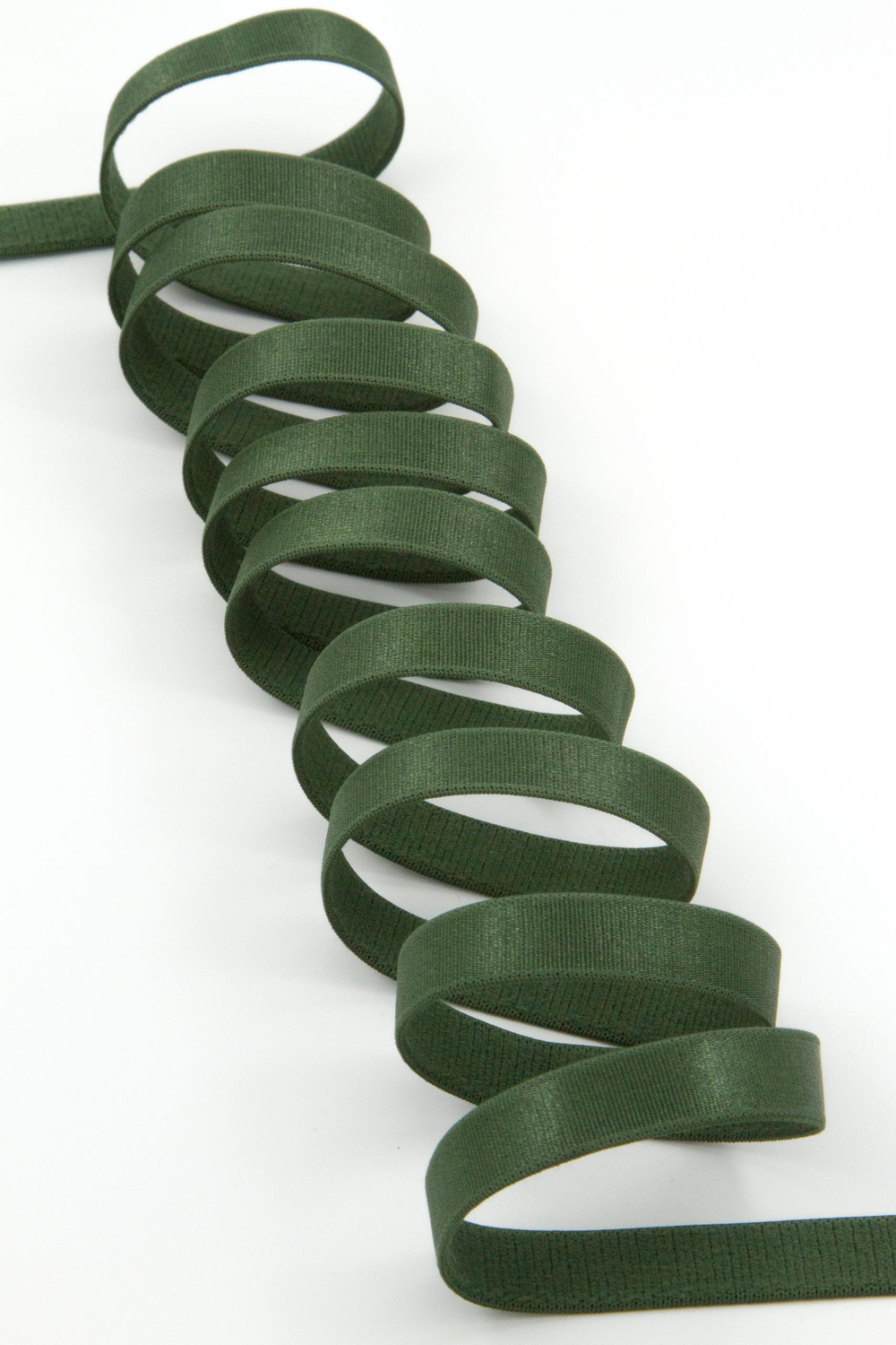Резинка бретелечная 10 мм глянцевая хаки