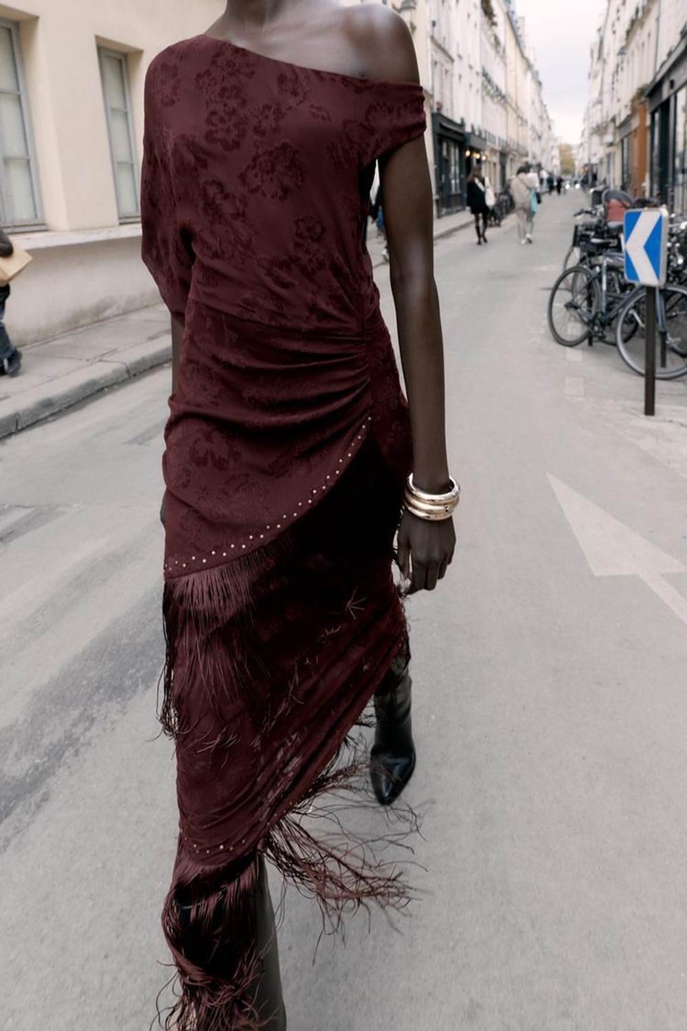 ZARA ПЛАТЬЕ МИДИ АСИММЕТРИЧНОГО КРОЯ С БАХРОМОЙ, БУРГУНДИ