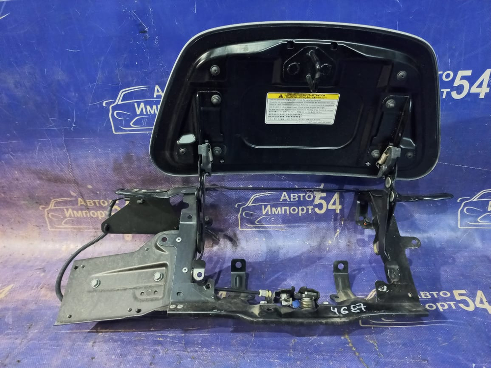 Лючок бензобака NISSAN LEAF 2009-2017