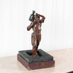 Скульптура «AGUADOR» («Водонос»)