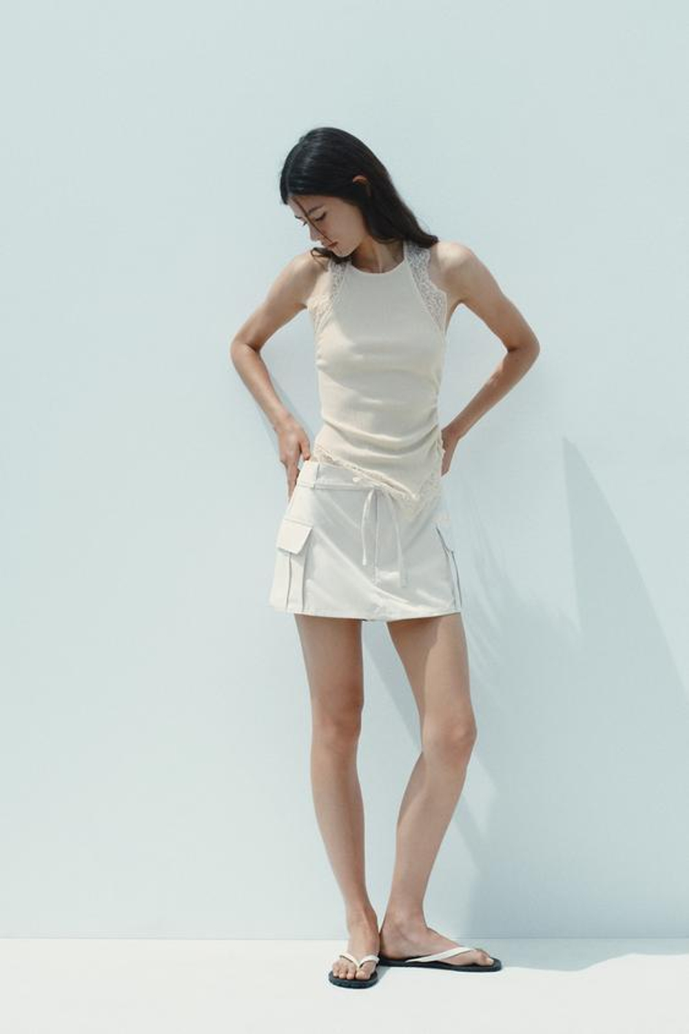 ZARA ЮБКА-ШОРТЫ КАРГО, ЖЕЛТОВАТО-БЕЛЫЙ