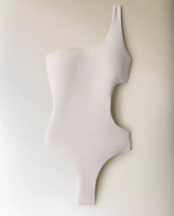 ZARA HOME КУПАЛЬНИК С АСИММЕТРИЧНЫМ ВЫРЕЗОМ, ЭКРЮ