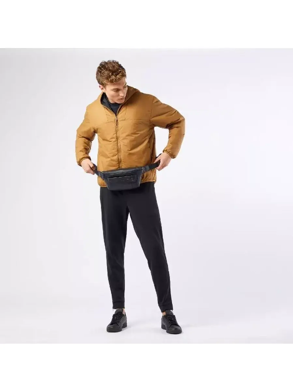 Сумка на пояс мужская поясная кожаная бананка CA2174UB00
