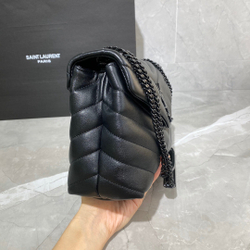 Saint Laurent Loulou 25 cm