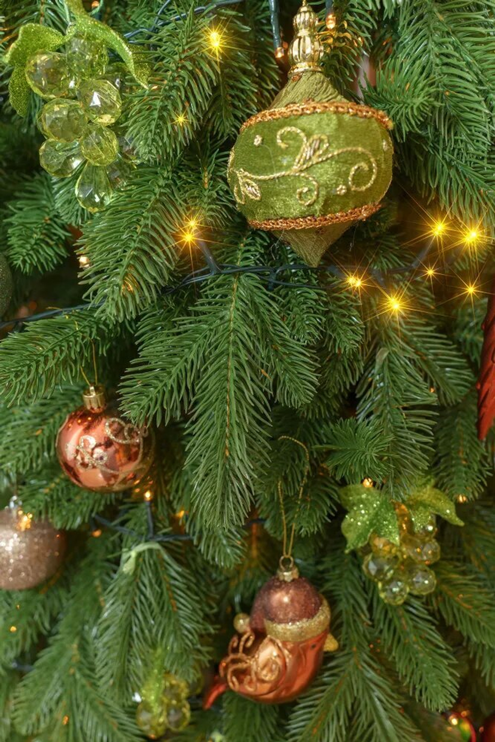 Искусственная новогодняя елка Царь Елка Афродита, литая, 210 см