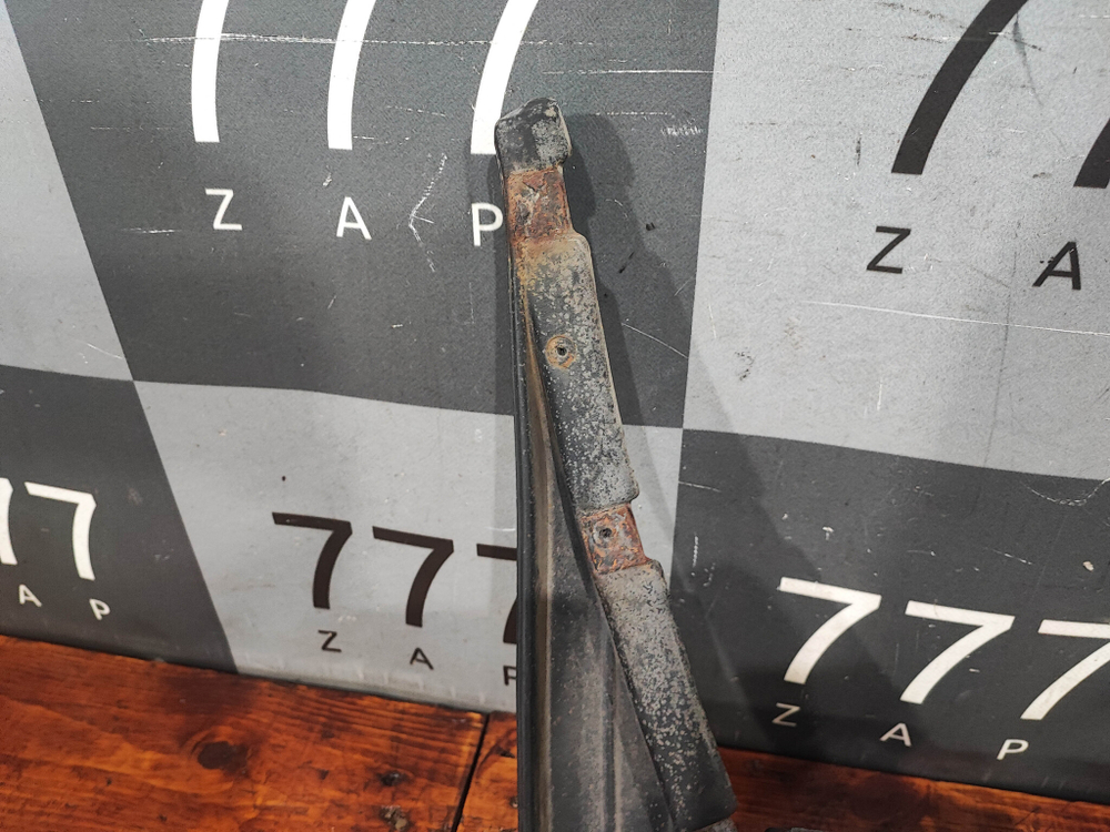 Брызговик задний правый Mercedes C (W202) Б/У Оригинал