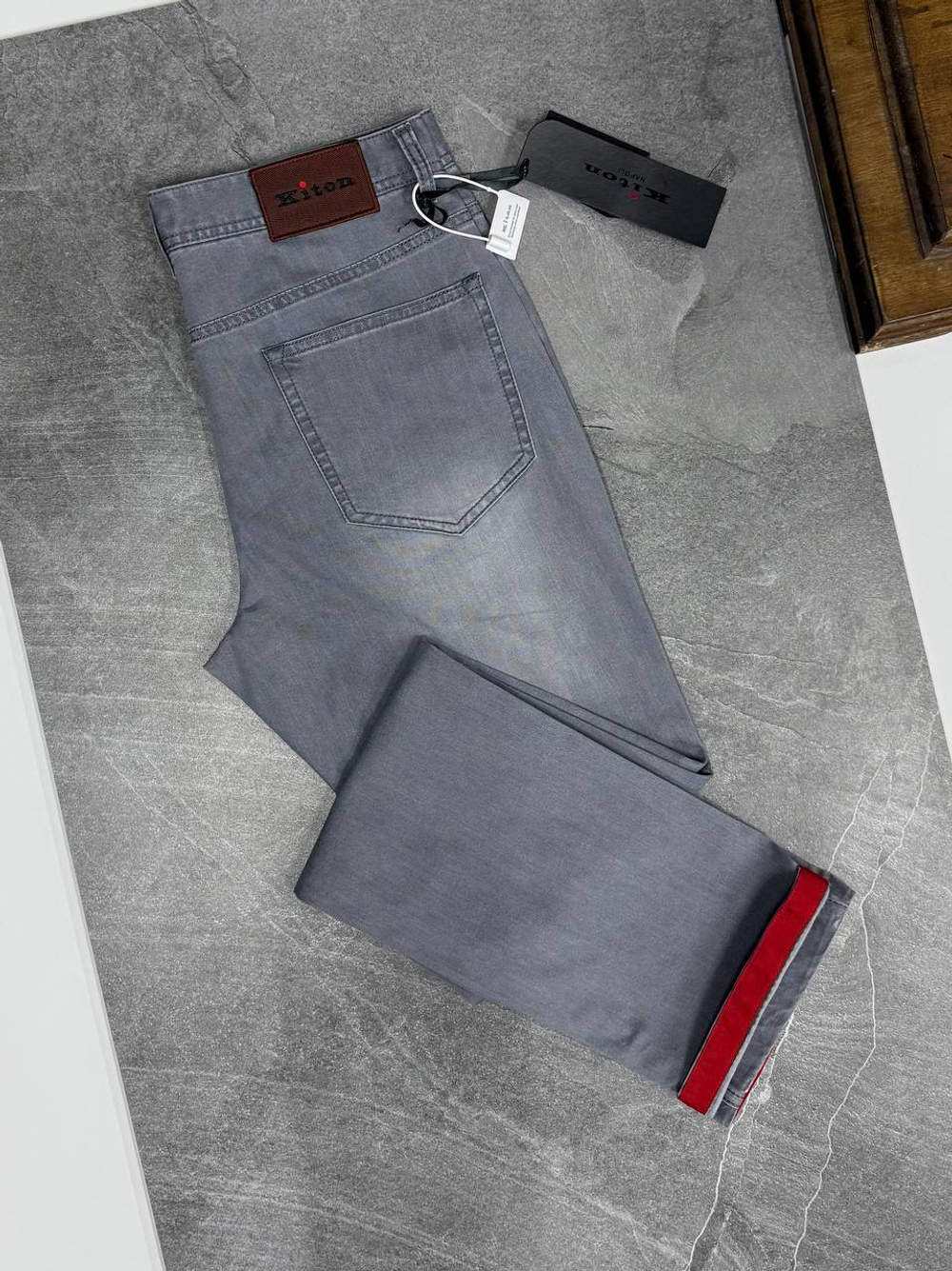 Джинсы Kiton
