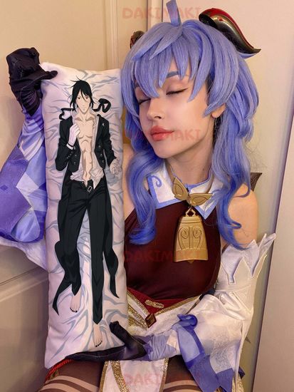 Мини дакимакура Себастьян Михаэлис из Темный дворецкий арт. M0381, 60х20 см