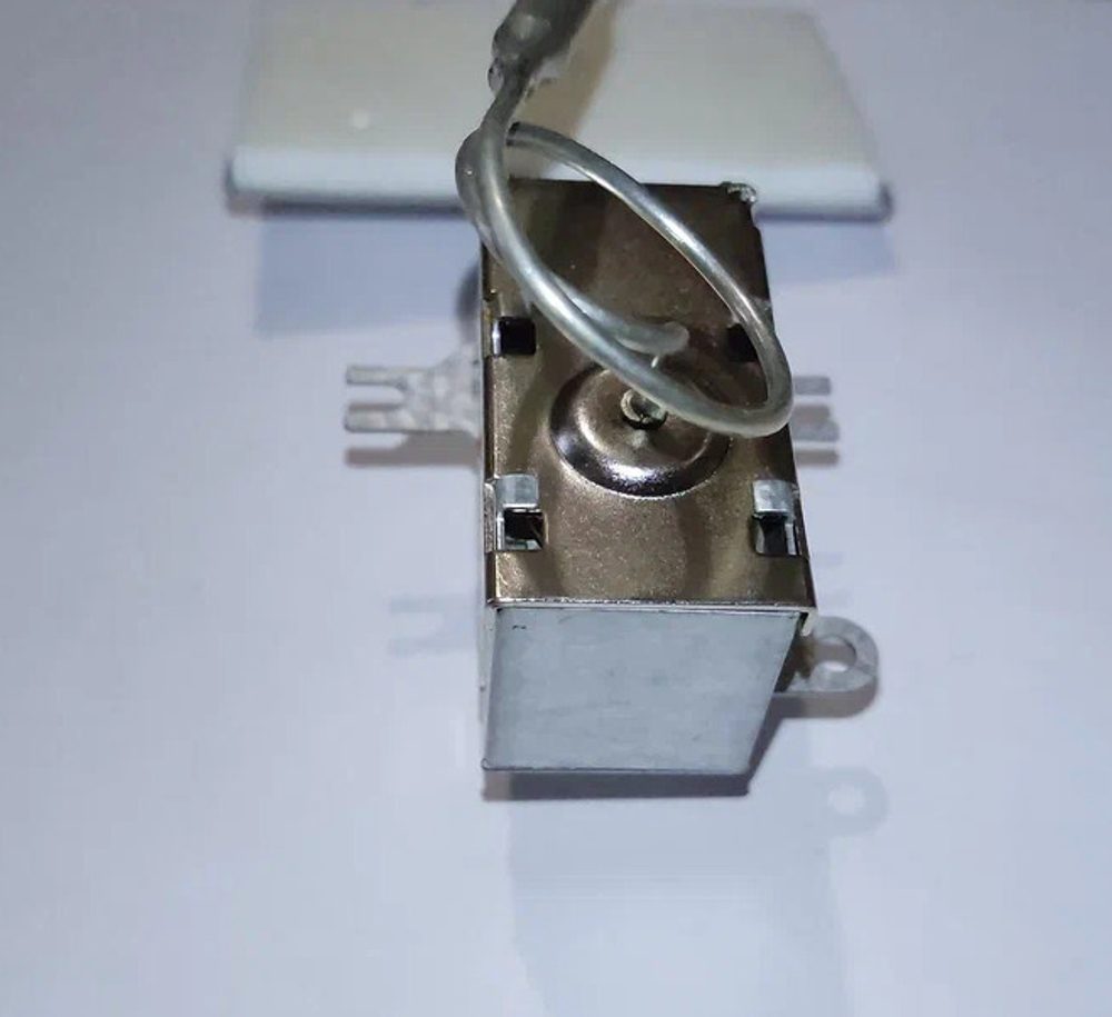 заслонка Indesit, Ariston, Stinol, Pozis механическая (клапан-термостат) C00859984