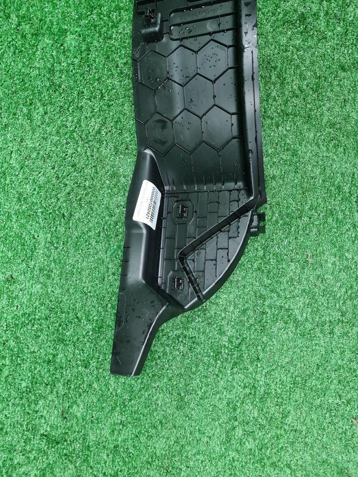 Накладка порога левая LR Discovery Sport (19-нв)