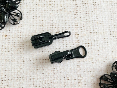 Бегунок спираль, автомат реверсивный (двухсторонний) Т5, чёрный