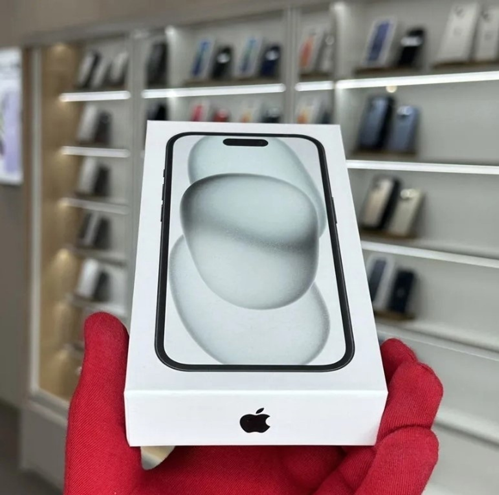iPhone 15 128 ГБ. черный