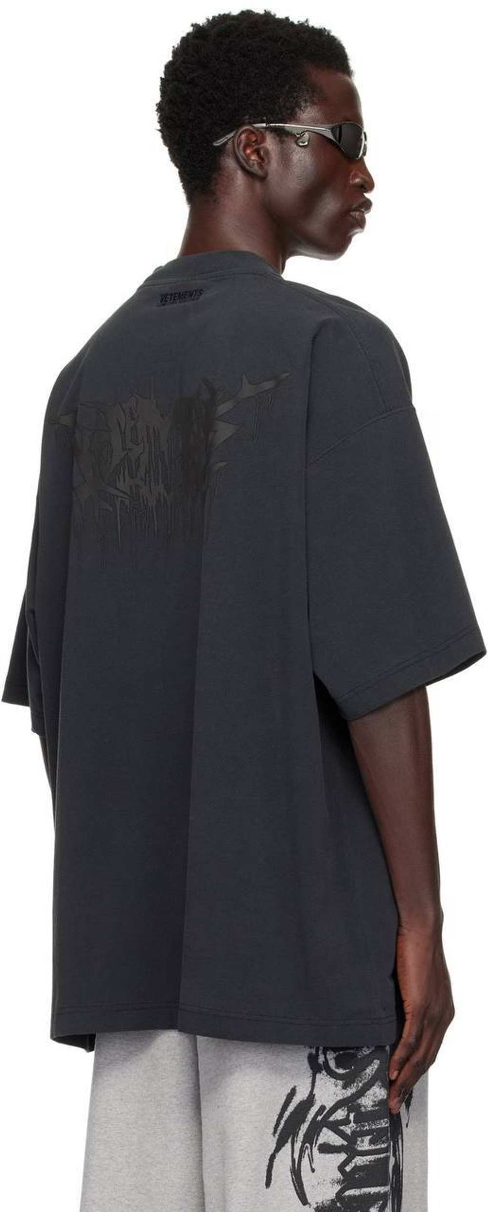 Футболка Vetements
