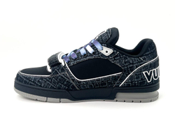 Кроссовки Louis Vuitton Trainer Black with Croc-embossed denim
