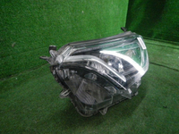 Фара левая Toyota Rav 4 CA40 (2015-2019) LED