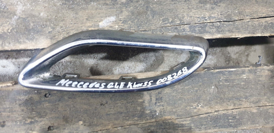 Накладка заднего бампера Mercedes GL GLS (X166) 15-19 Б/У Оригинал A0008850174