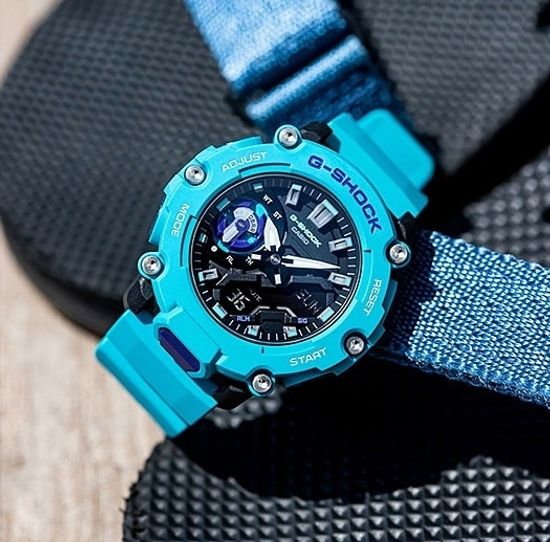 Наручные часы Casio G-Shock GA-2200-2ADR