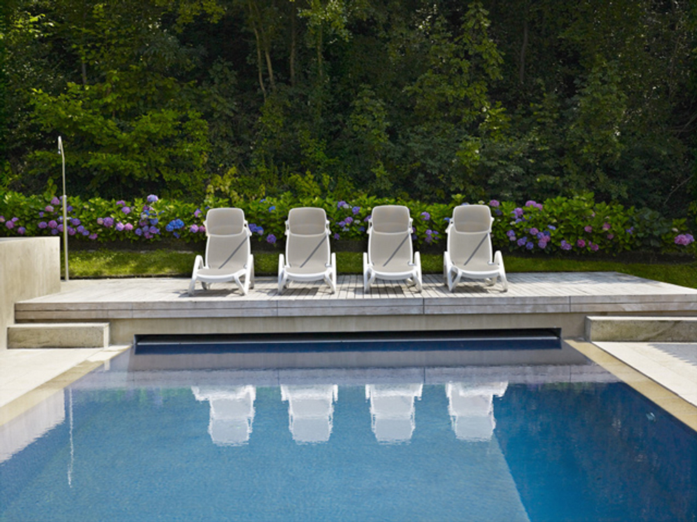 Шезлонг-лежак пластиковый Nardi Alfa, белый, тортора