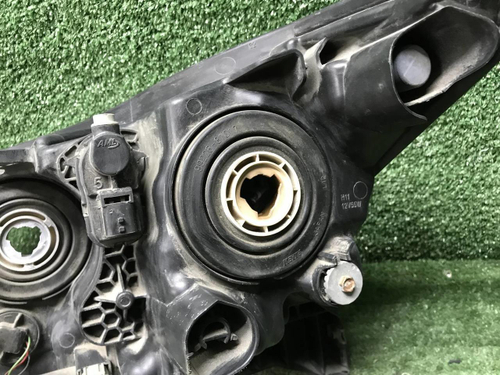 Битая Фара правая Nissan Qashqai j11 17-23 галоген