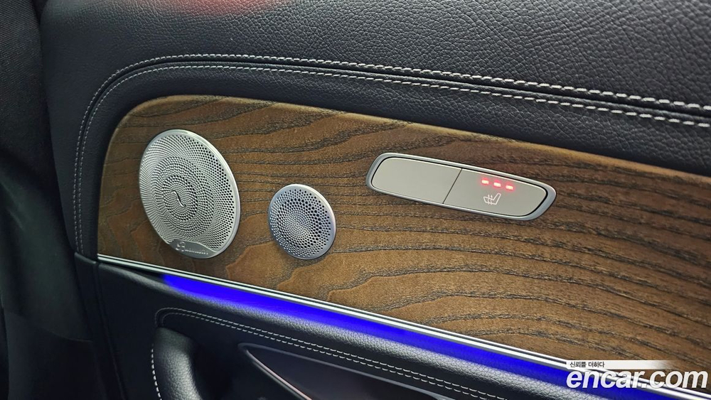 Mercedes-Benz E-Class W213 E300 4MATIC Exclusive (08.2019)