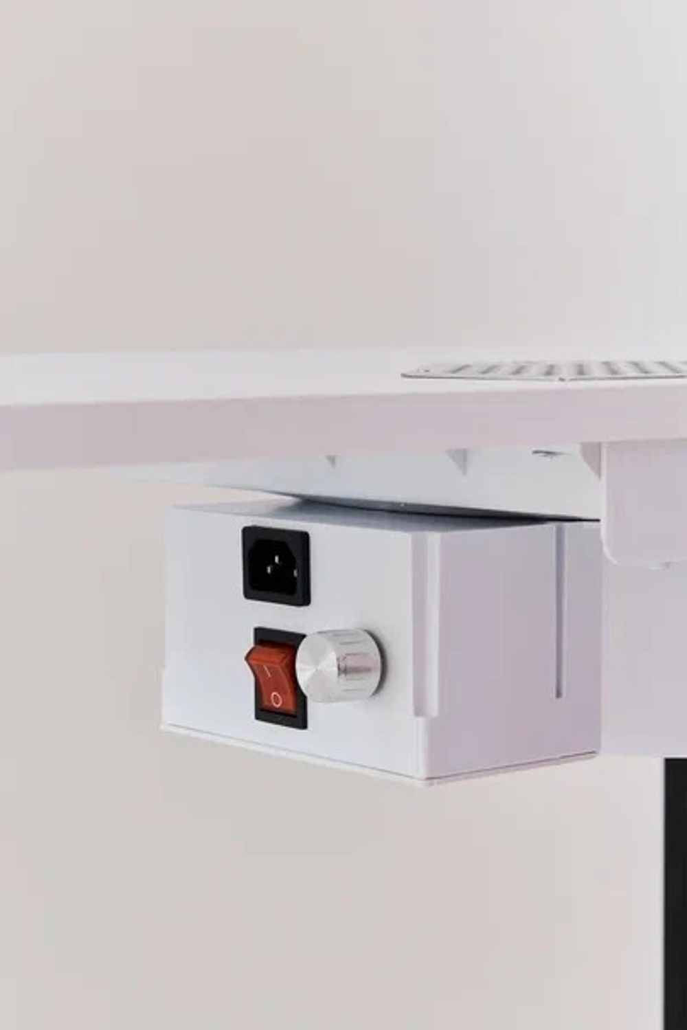 Маникюрная вытяжка Verakso M800 230V