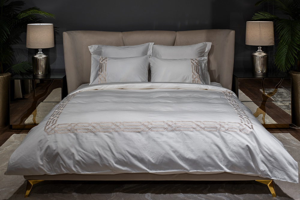 Постельное белье 2 спальное евро Garda Decor Паллада золотое