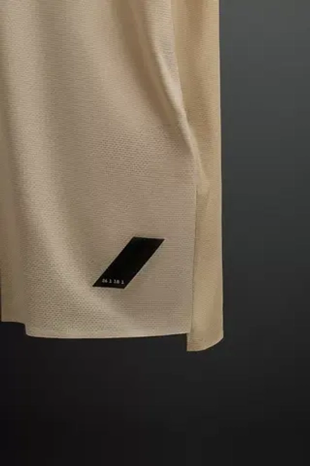 ZARA СПОРТИВНАЯ ФУТБОЛКА В СТИЛЕ КОЛОР-БЛОК, ЖЕЛТОВАТО-БЕЛЫЙ