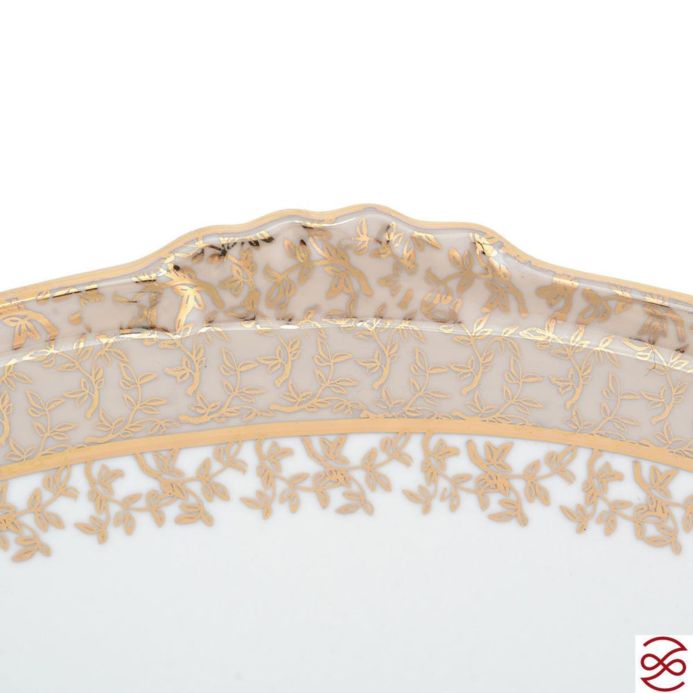 Блюдо овальное на ножке Queen's Crown Лист бежевый 37 см