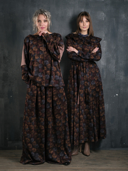 Платье с кушаком /янтарь