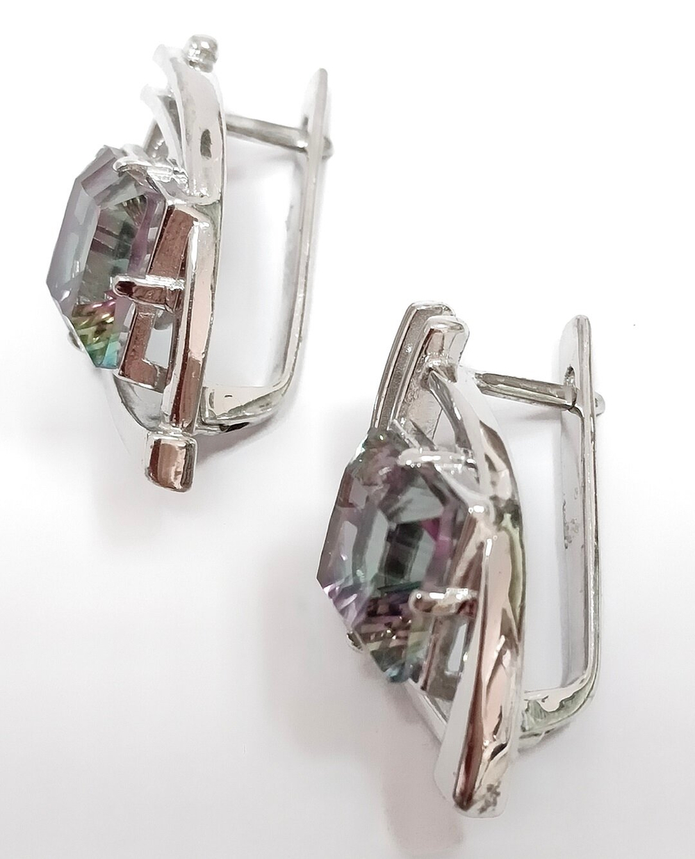 Ювелирные серьги из серебра,вставка мистический кварц