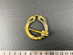 Фибула. Готланд 9-10 в. (замкнутая)