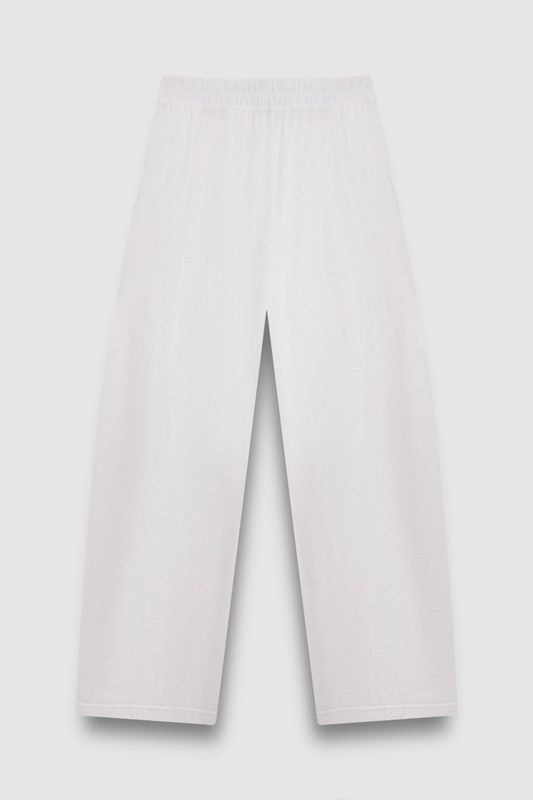 Костюм из тонкого трикотажа, молочный