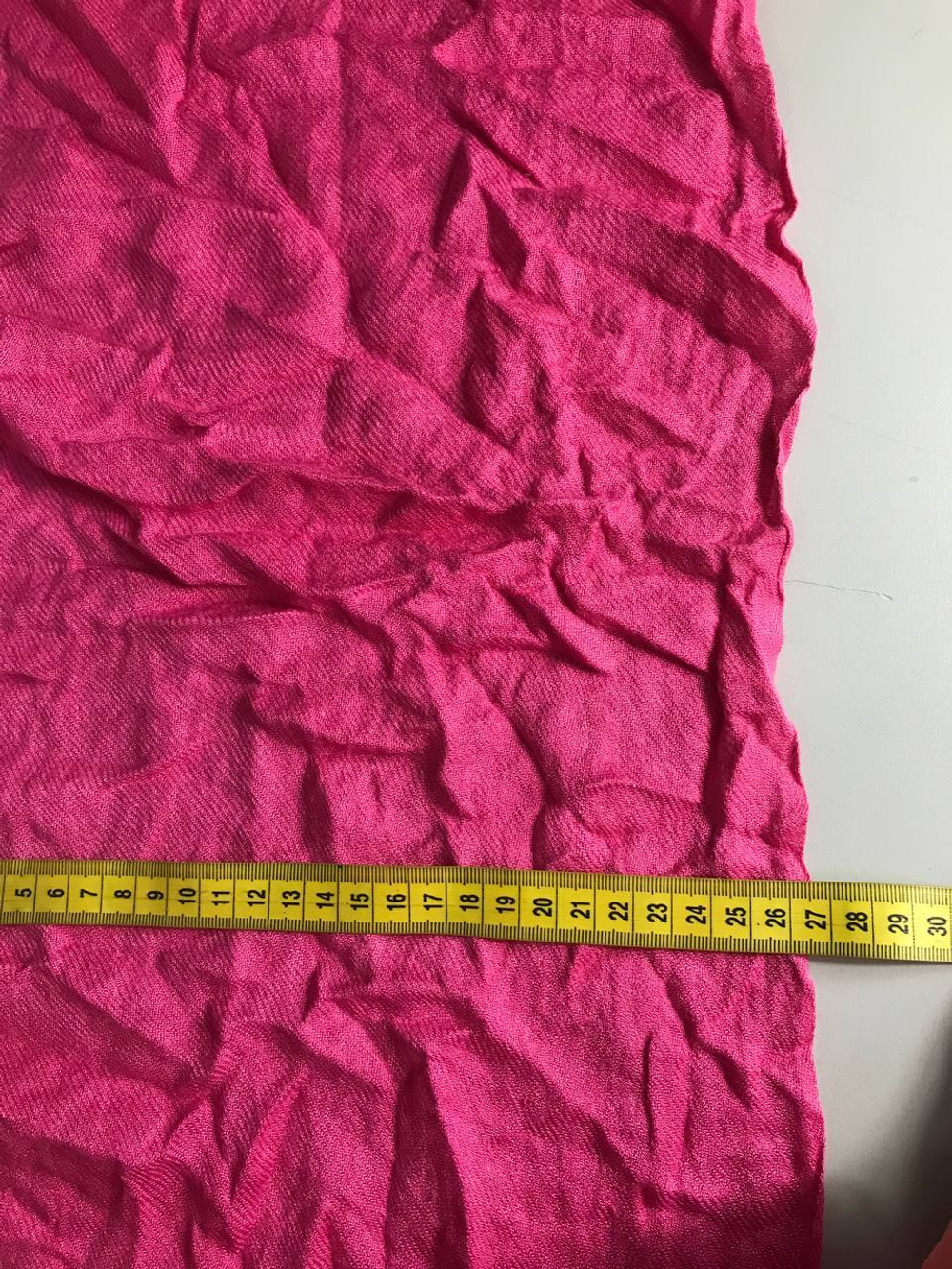 Палантин цвета фуксии