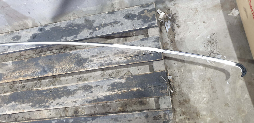 Молдинг крыши правый хром Mercedes GT Class X290  Б/У Оригинал a2906730200